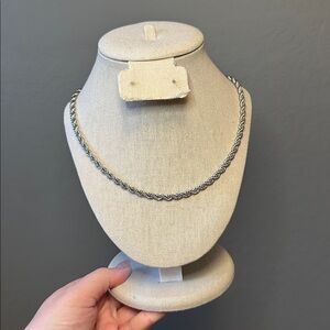 NEW - Pretty Bird Real White Gold Plated Twisted Rope Necklace 18-20"